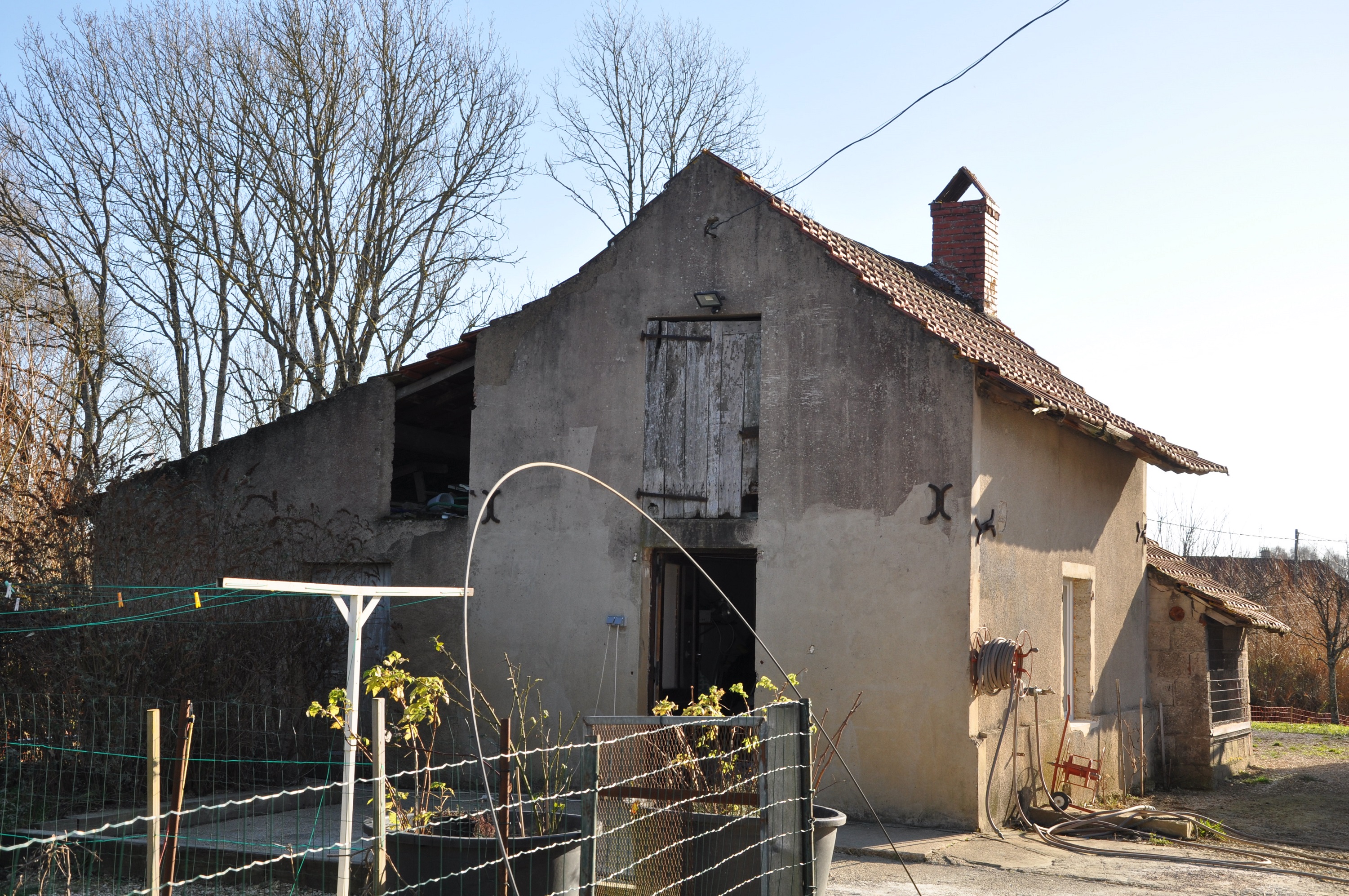 Bauernhof zu verkaufen MOUTHIER EN BRESSE : L'immobilier de la place